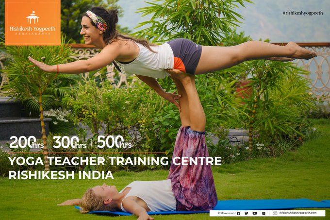300 Hour Yoga Teacher Training in Rishikesh, India 