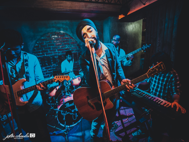 Froth Fridaze - Beer, Music & Food at Food Capital, Aerocity, New Delhi