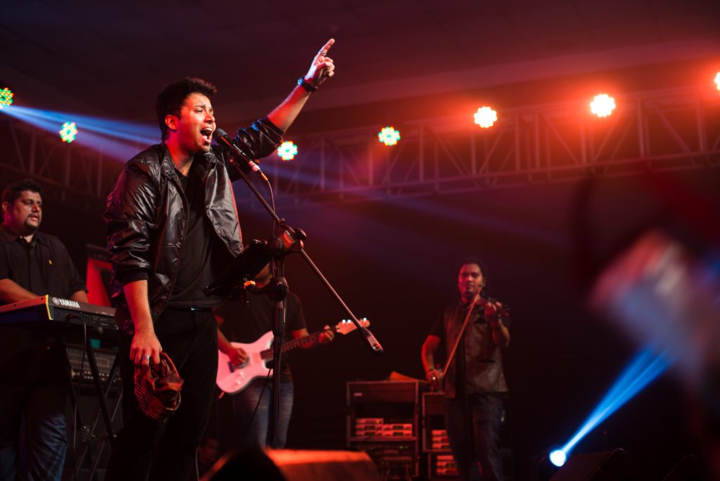 LiveJam Gloria Deo at Phoenix Marketcity