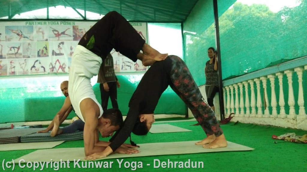 best 300 hour Yoga Teacher training in Rishikesh
